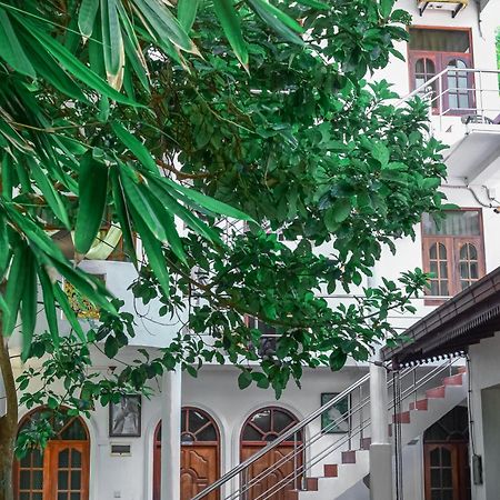 Sakurahana Villa And Ayurveda อลุทกามา ภายนอก รูปภาพ