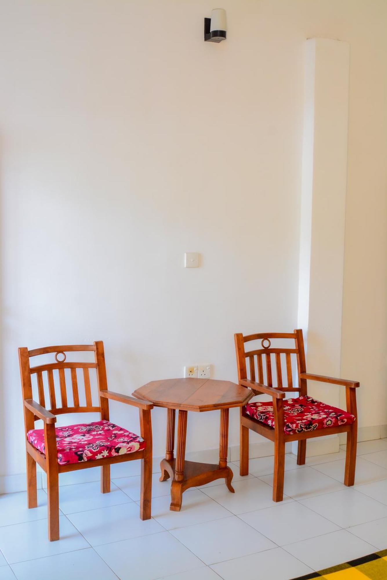 Sakurahana Villa And Ayurveda อลุทกามา ภายนอก รูปภาพ